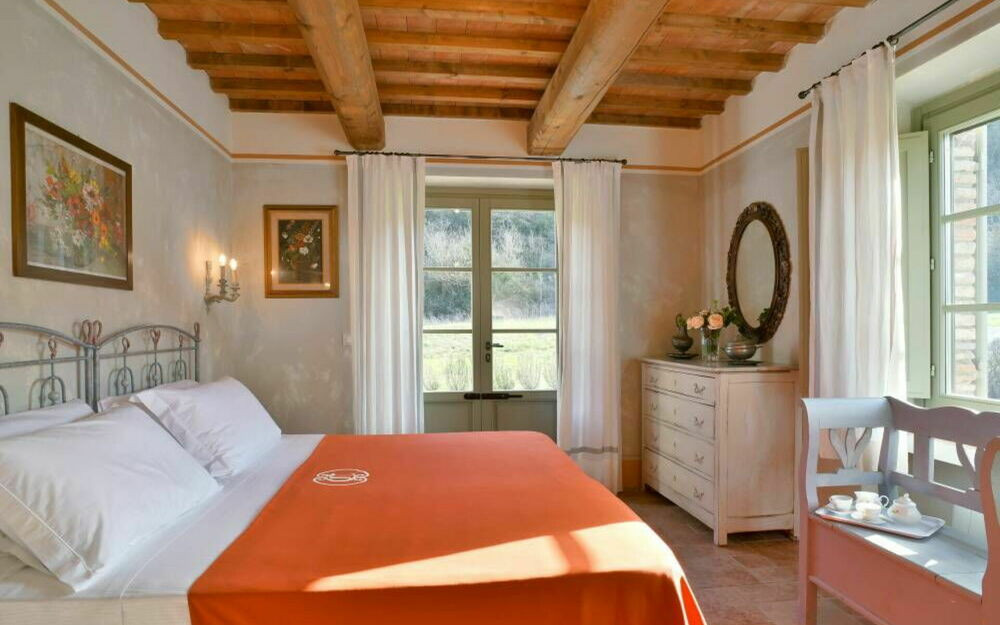 villa-il-cipresso-aerea3 6