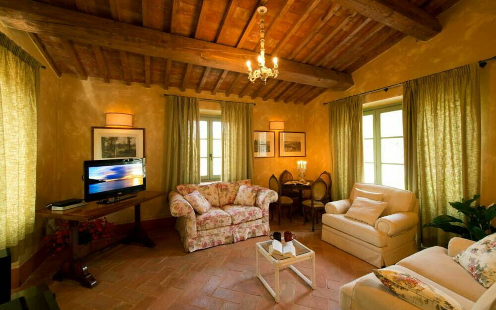 villa-il-cipresso-aerea3 19
