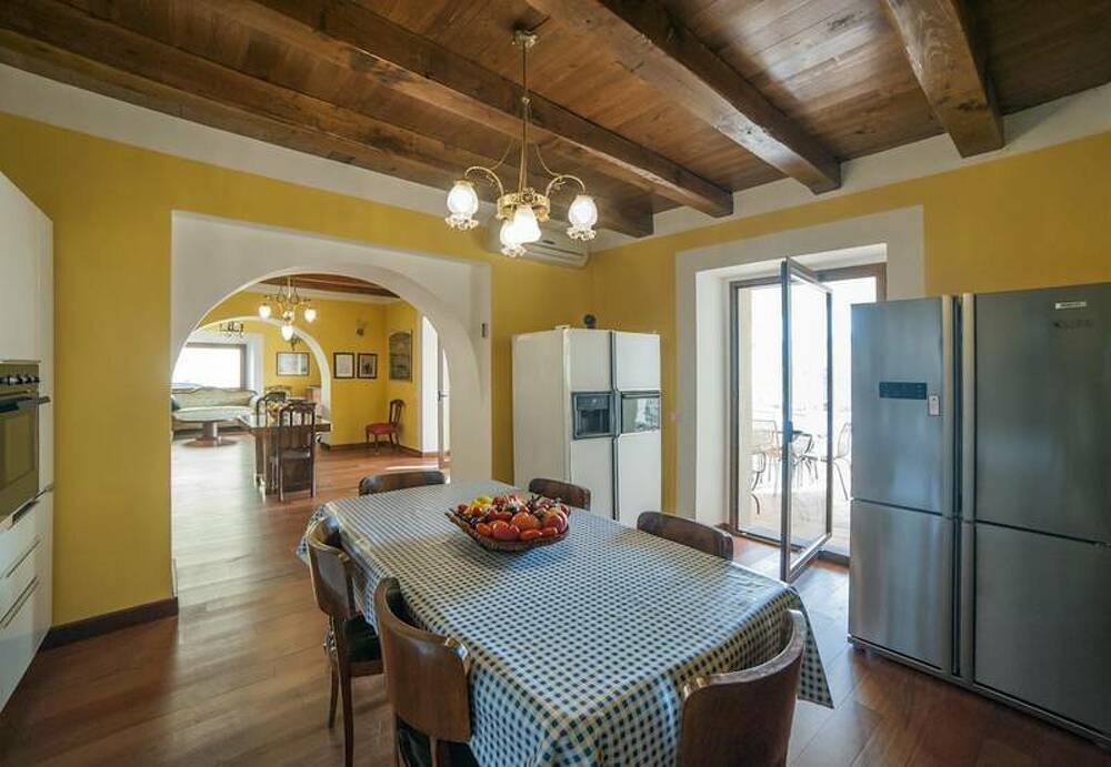 Villa Costiera