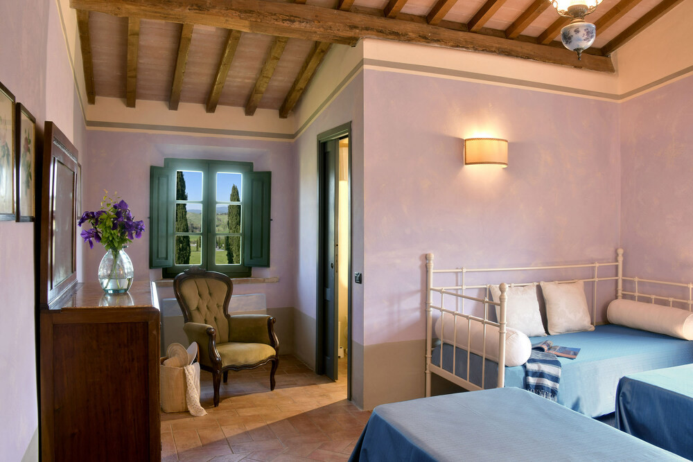 VILLA ASIA -2einzelbetten-zustellbett-fenster-guardistallo-toskana-nord