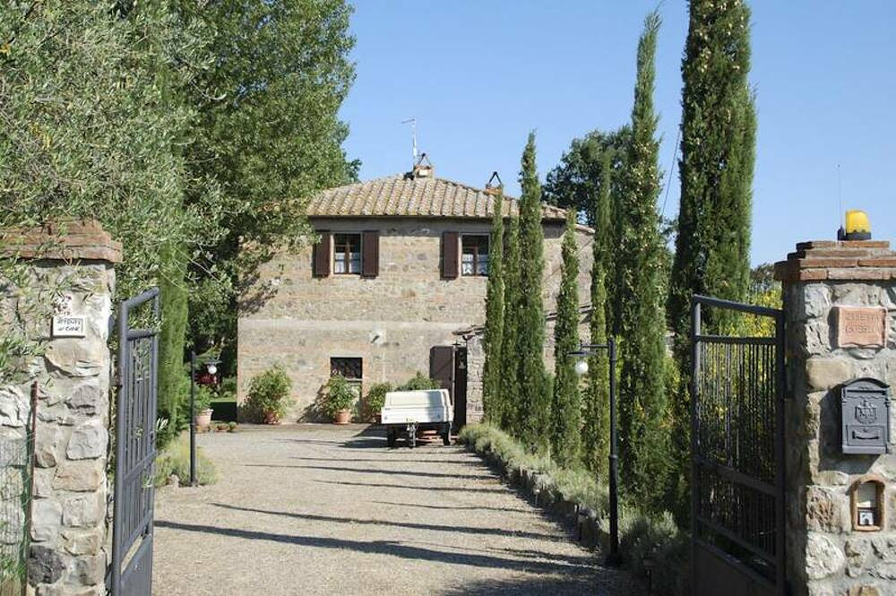 Santa Isabella