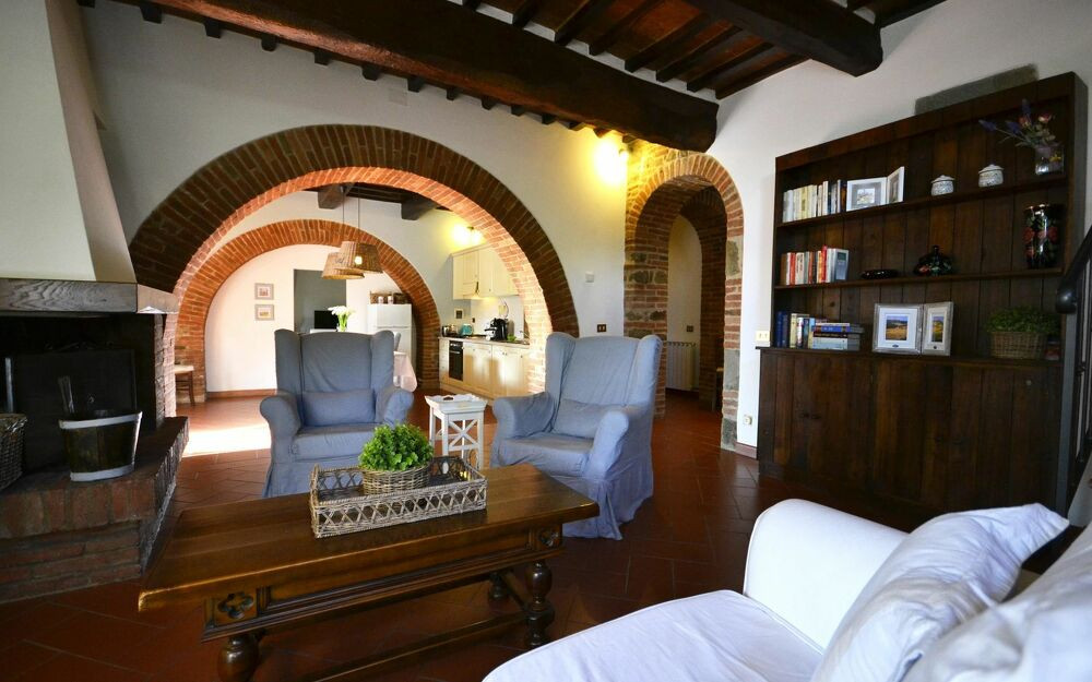 casa-i-pini-cortona-rent-in-tuscany-21-copy-