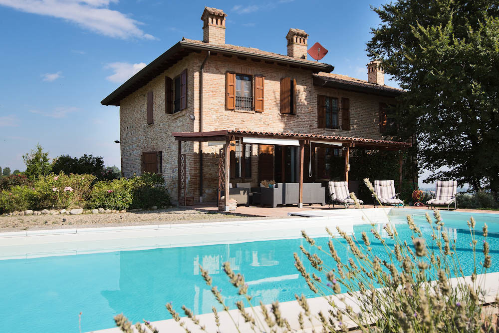 wetransfer_cascina-tabia-https-www-verdidea-com-en-cascina-tabia-parma-5-bedrooms-3-bathrooms_2023-03-21_0812