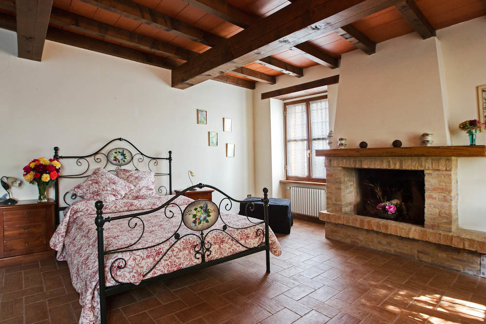 wetransfer_cascina-tabia-https-www-verdidea-com-en-cascina-tabia-parma-5-bedrooms-3-bathrooms_2023-03-21_0812 14
