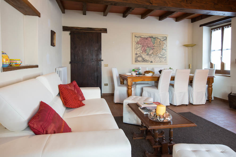 wetransfer_cascina-tabia-https-www-verdidea-com-en-cascina-tabia-parma-5-bedrooms-3-bathrooms_2023-03-21_0812 24